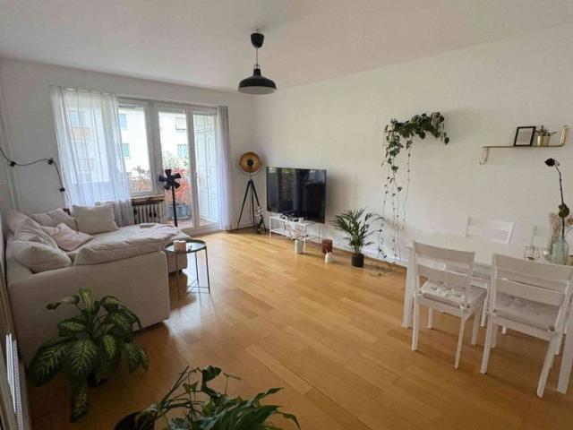 2 Zimmer, 67 m², 2. Stock
