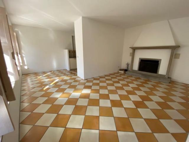 2 Zimmer, 64 m², EG
