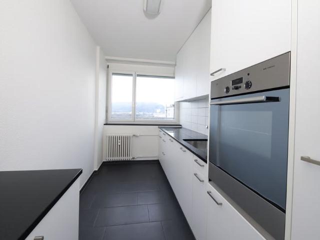 2 Zimmer, 64 m², 12. Stock