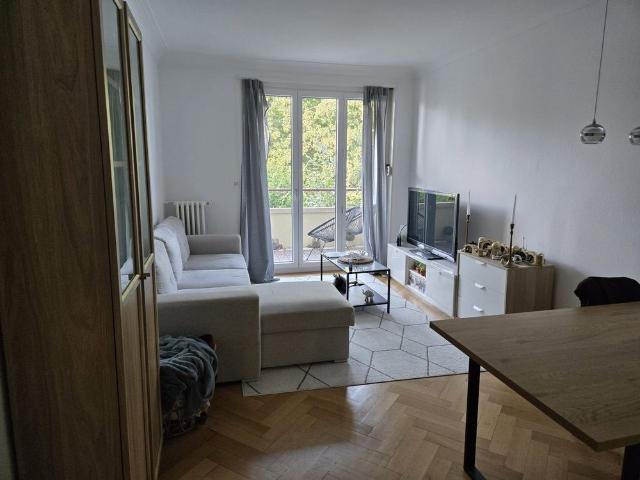 2 Zimmer, 64 m², 2. Stock