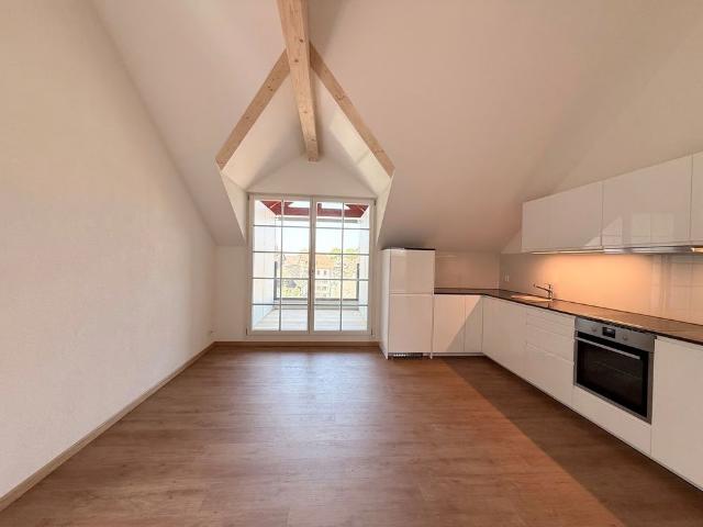 2 Zimmer, 64 m², 2. Stock