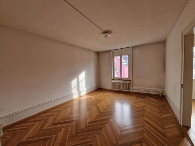 2 Zimmer, 64 m², 3. Stock