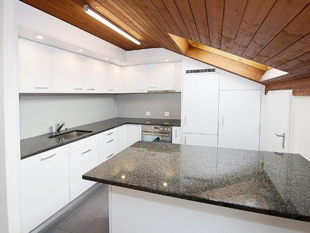 2 Zimmer, 64 m², 3. Stock
