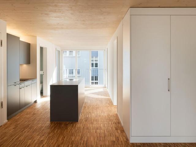 2 Zimmer, 64 m², 3. Stock