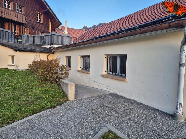 2 Zimmer, 65 m², EG