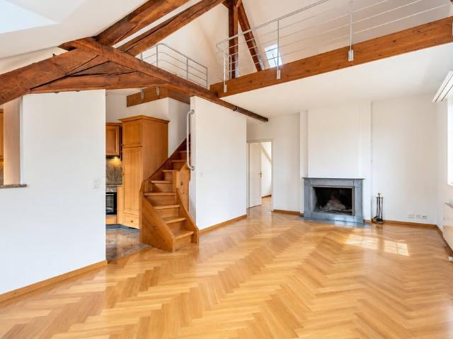2 Zimmer, 65 m², 2. Stock