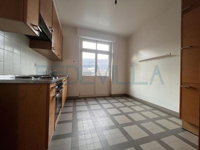 2 Zimmer, 65 m², 5. Stock