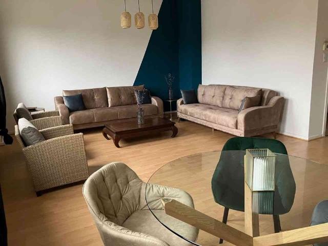 2 Zimmer, 65 m²