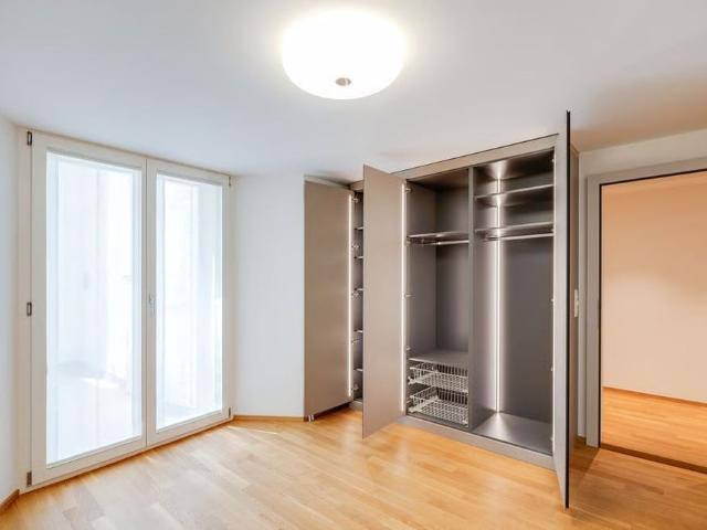 2 Zimmer, 66 m², 1. Stock