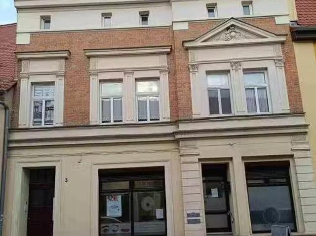 2 Zimmer 68 m² 295 € Kaltmiete Wohnungen in Querfurt