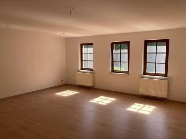 2 Zimmer 68 m² 341 € Kaltmiete Wohnungen in Leisnig