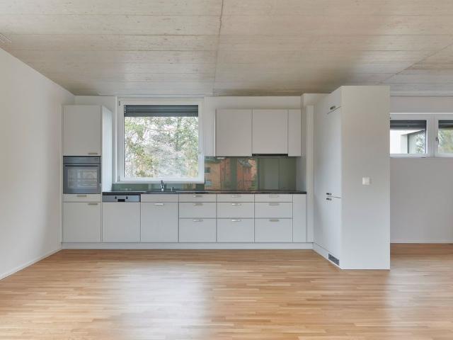2 Zimmer, 73 m², 1. Stock