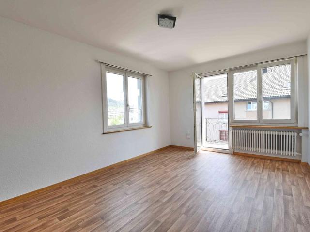 2 Zimmer, 70 m², 2. Stock