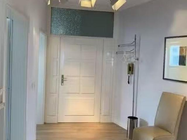 2 Zimmer 77 m² 680 € Kaltmiete Wohnungen in Frankfurt am.