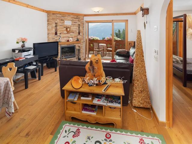 2 Zimmer, 77 m²