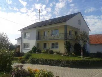 2 Zimmer 75 m² 980 € Kaltmiete Wohnungen in Hebertshausen