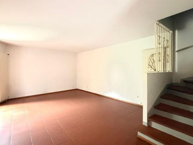 2 Zimmer, 80 m²