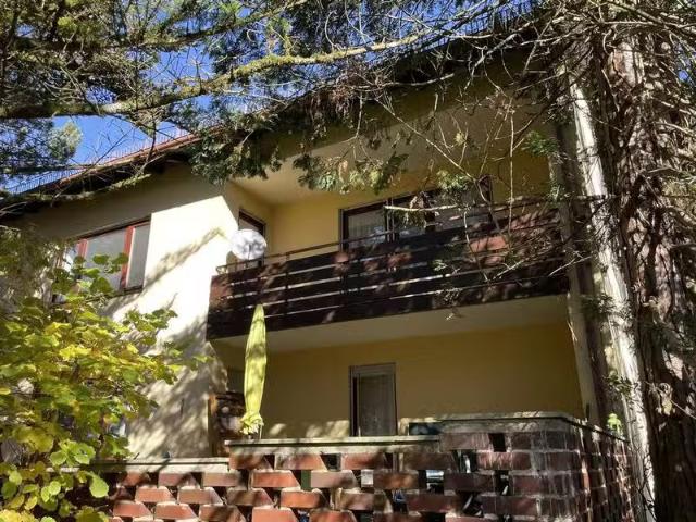 2 Zimmer 80 m² 950 € Kaltmiete Wohnungen in Gilching