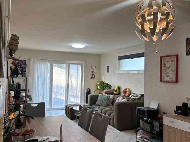 2 Zimmer, 84 m², EG