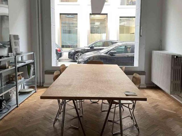 2 Zimmer, 85 m², EG