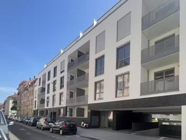 2 Zimmer 86 m² 1.570 € Kaltmiete Wohnungen in Karlsruhe