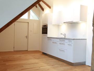 2 Zimmer, 89 m², 4. Stock