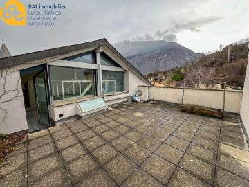 2 Zimmer, 90 m², EG
