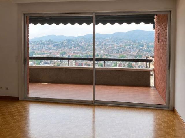 2 Zimmer, 90 m²