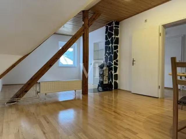 2 Zimmer 90 m² 560 € Kaltmiete Wohnungen in Idar Oberstein