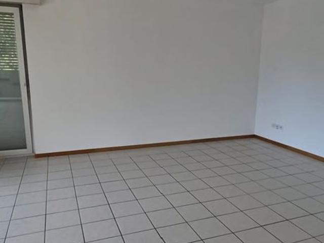 2 Zimmer, 90 m²