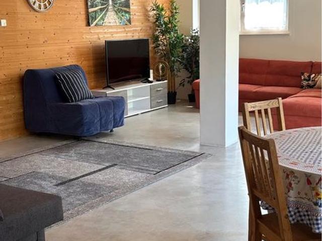 2 Zimmer, 90 m²