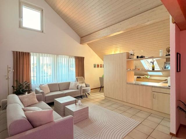 2 Zimmer, 100 m²