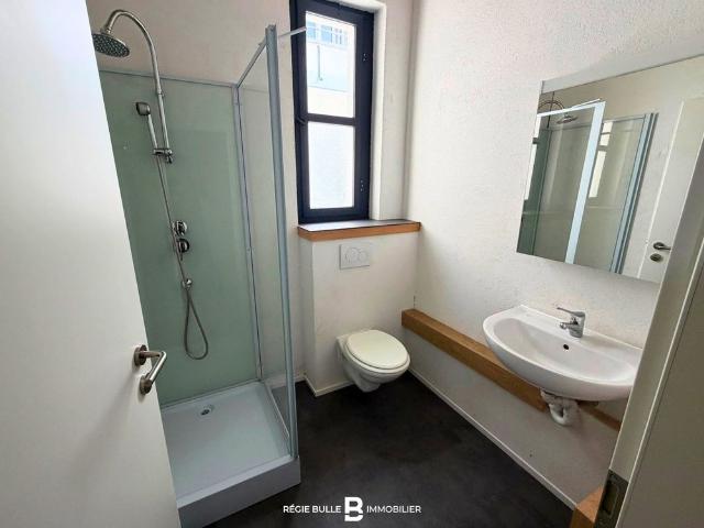 2 Zimmer, 100 m², EG