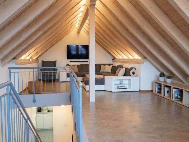 2 Zimmer, 109 m²