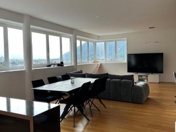 2 Zimmer, 117 m²