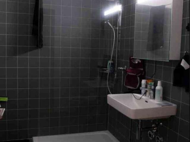 2 Zimmer, 118 m², 2. Stock