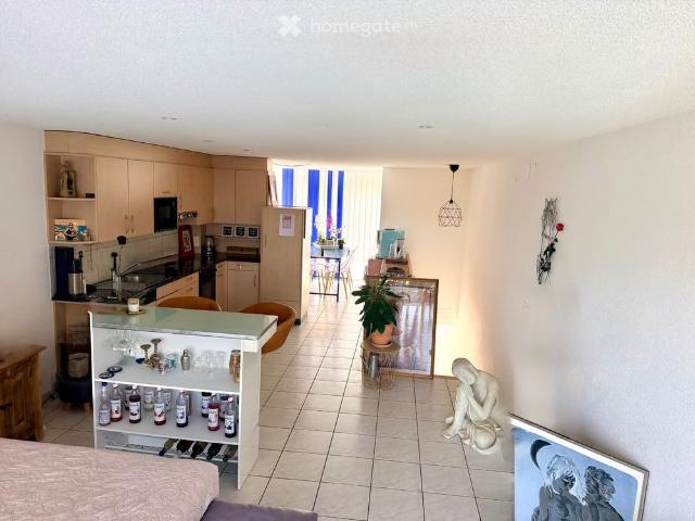 2 Zimmer, 120 m²