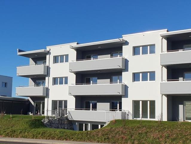 2 Zimmer, 185 m², EG
