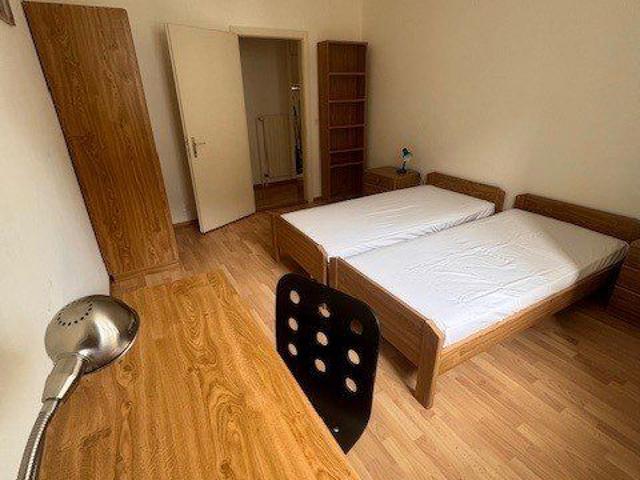 2 Zimmer, 1 m², 4. Stock