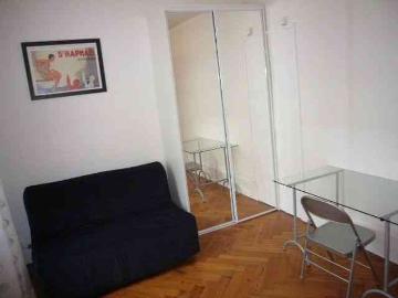 2 Zimmer, 27 m², 1. Stock