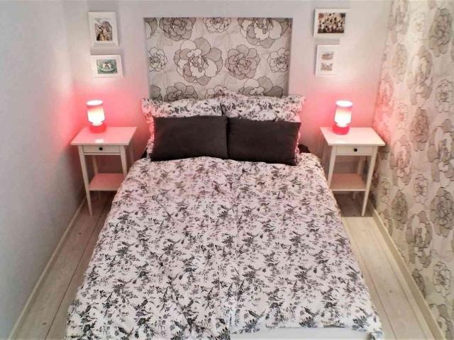 2 Zimmer, 32 m², 1. Stock