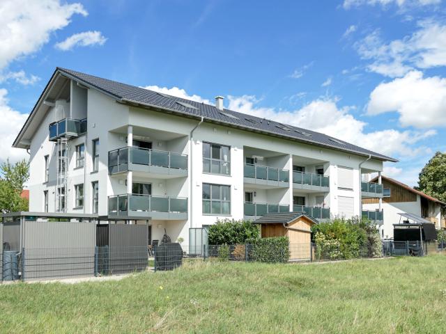 2 Zimmer + TG Stellplatz mit schöner Loggia in Südlage