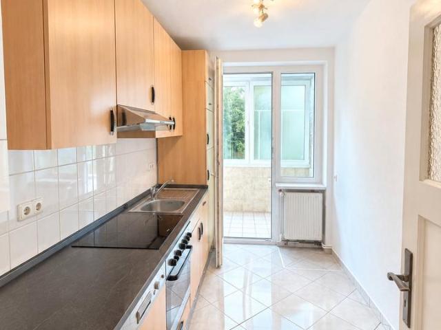 2 Zimmer Whg im EG mit Wintergarten, Einbauküche Wallensteinstr