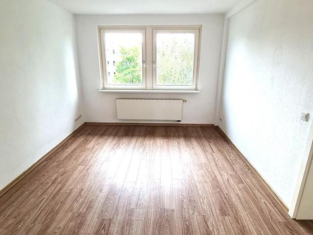 2 Zimmer Wohlfühlwohnung mit EBK und Tageslichtbad #3l