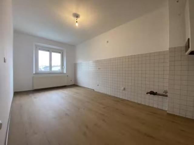 2 Zimmer Wohnung mieten in Weiden 92637 63 m²