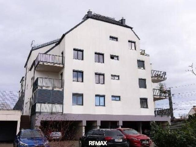 2 Zimmer Wohnung mit 66m² und Balkon sowie Garage im Herzen von Tulln