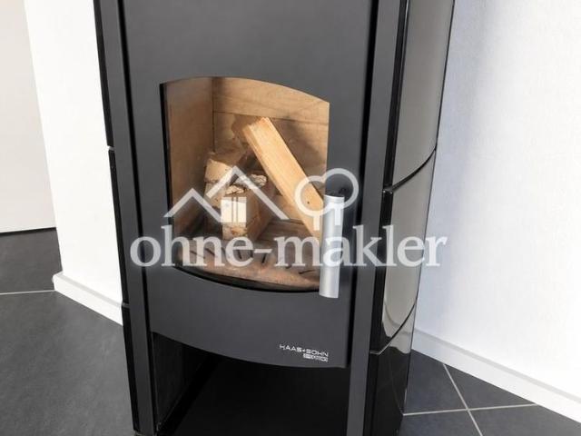 2 Zimmer Wohnung mit 75qm, Balkon und Einbauküche