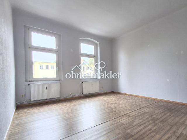 2 Zimmer Wohnung mit 88 m² im 1. OG – unrenoviert