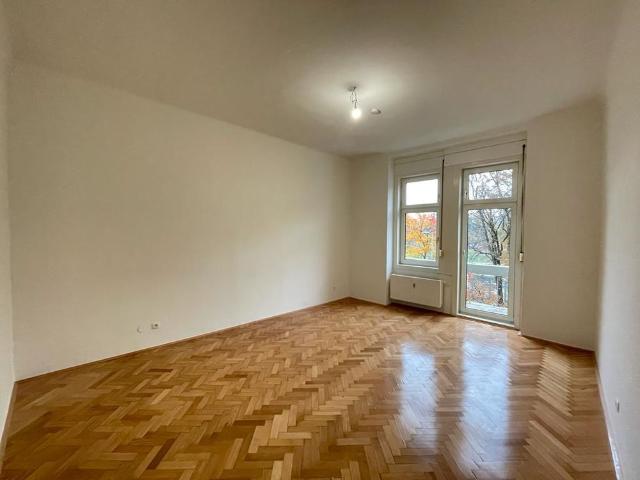 2 Zimmer Wohnung mit 2 Balkonen am Augarten Provisionsfrei!