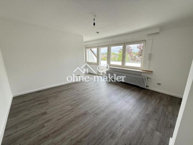 2 Zimmer Wohnung mit 2 Balkonen in Leverkusen Schlebusch